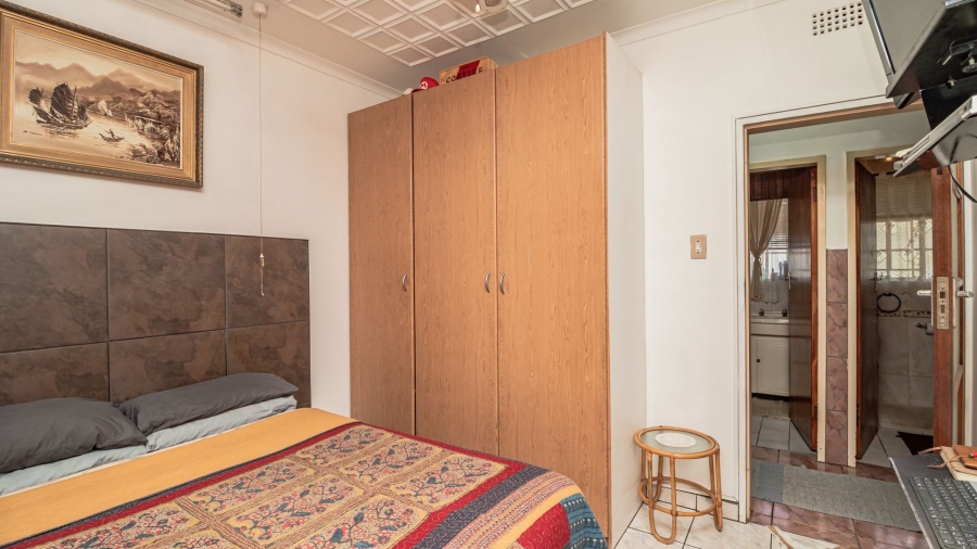 3 Bedroom Property for Sale in Bonaero Park Gauteng