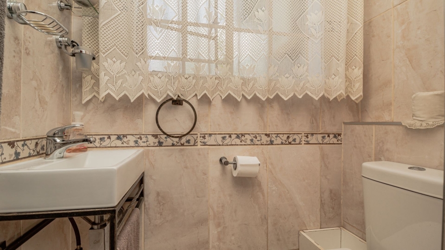 3 Bedroom Property for Sale in Bonaero Park Gauteng