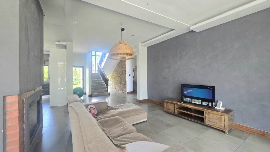 4 Bedroom Property for Sale in Blue Valley Golf Estate Gauteng