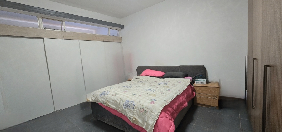 2 Bedroom Property for Sale in Eldoraigne Gauteng