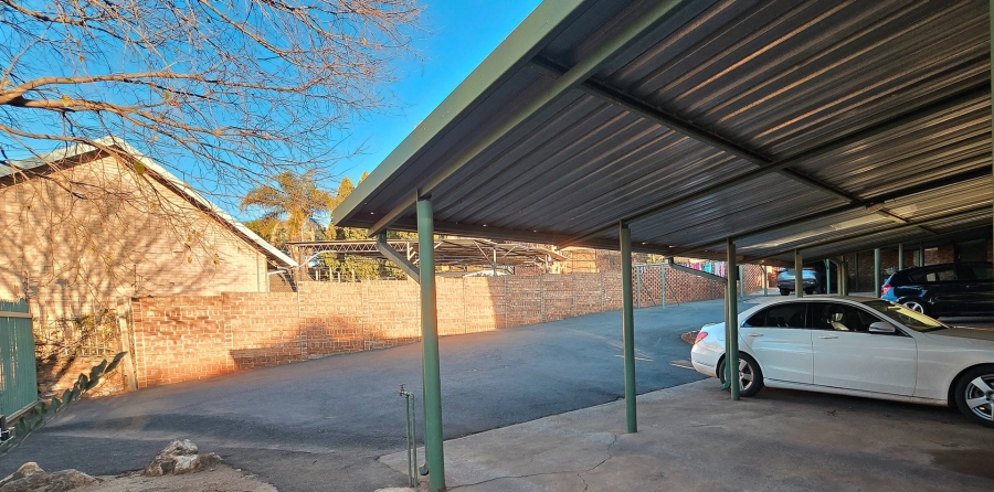 2 Bedroom Property for Sale in Eldoraigne Gauteng