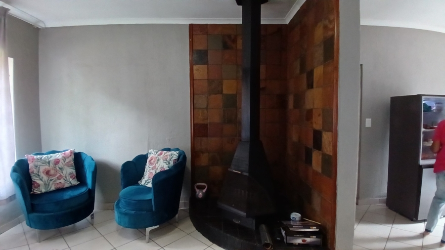 4 Bedroom Property for Sale in Brackendowns Gauteng