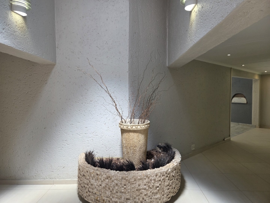 4 Bedroom Property for Sale in Eldoraigne Gauteng