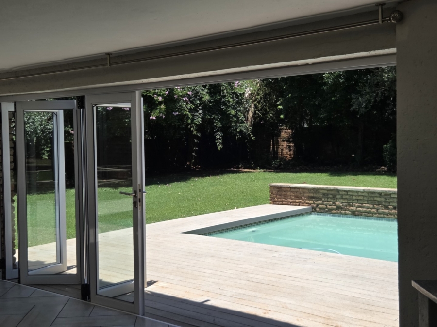 4 Bedroom Property for Sale in Eldoraigne Gauteng