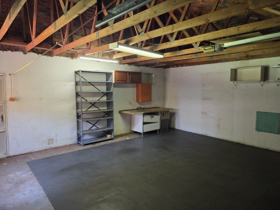 4 Bedroom Property for Sale in Eldoraigne Gauteng