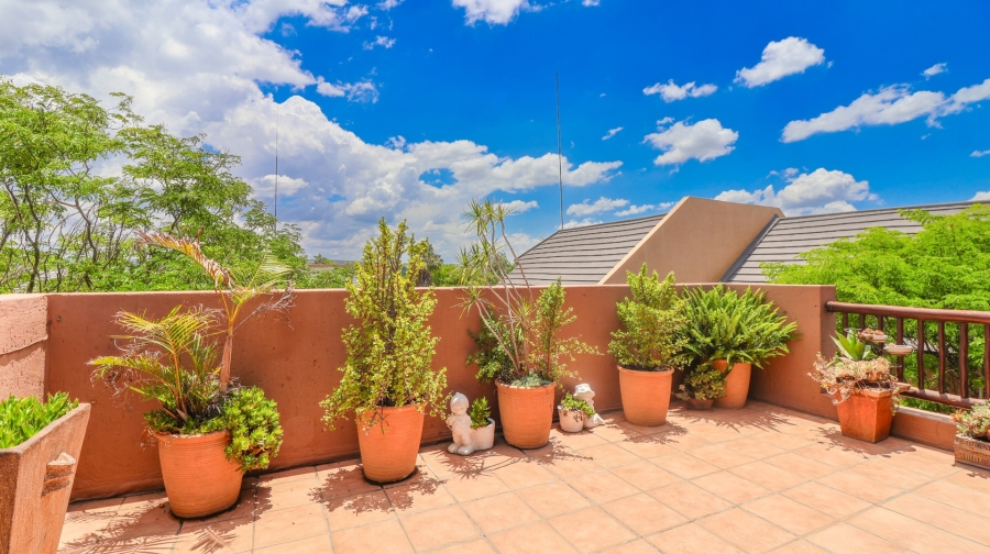 2 Bedroom Property for Sale in Douglasdale Gauteng