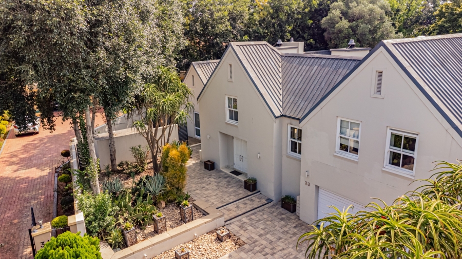 4 Bedroom Property for Sale in Midstream Estate Gauteng