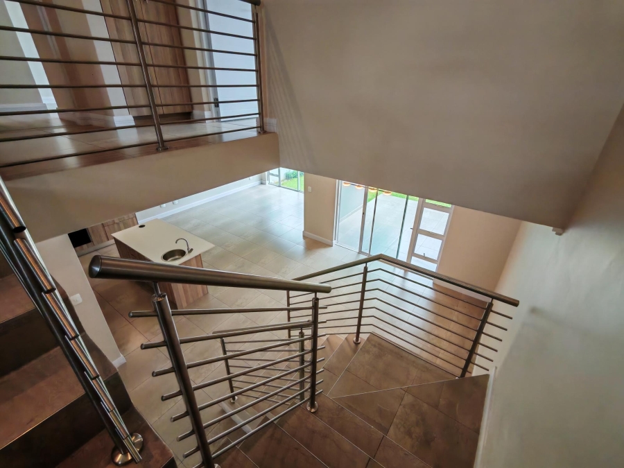 To Let 3 Bedroom Property for Rent in Sandown Gauteng