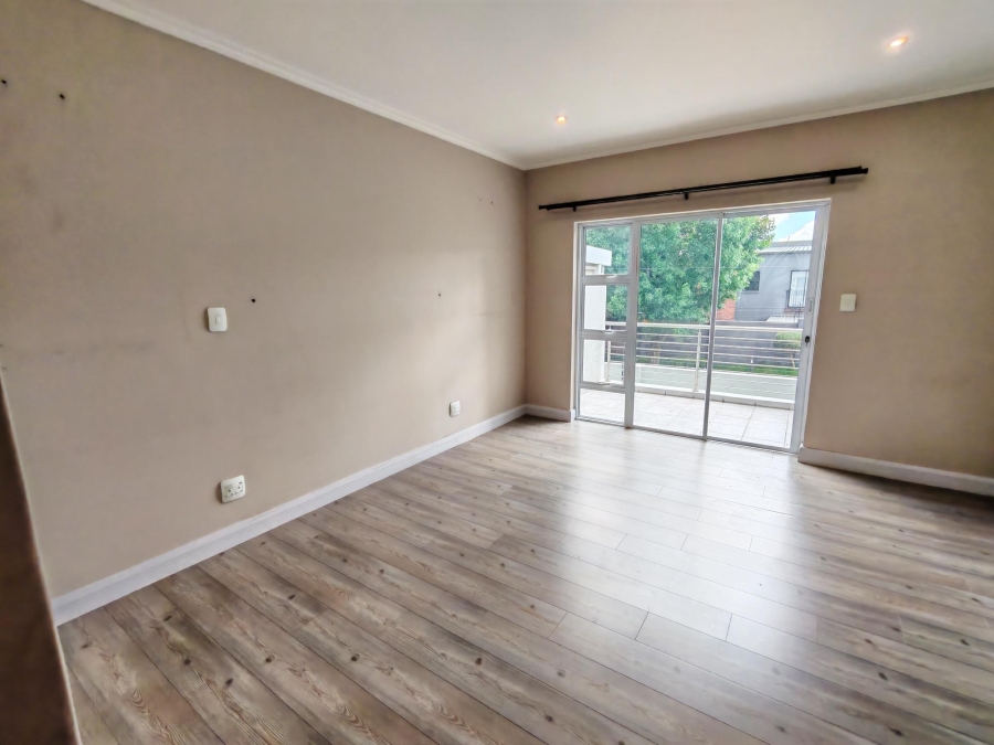 To Let 3 Bedroom Property for Rent in Sandown Gauteng