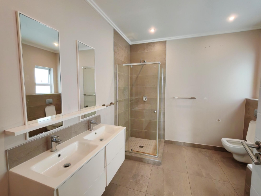 To Let 3 Bedroom Property for Rent in Sandown Gauteng