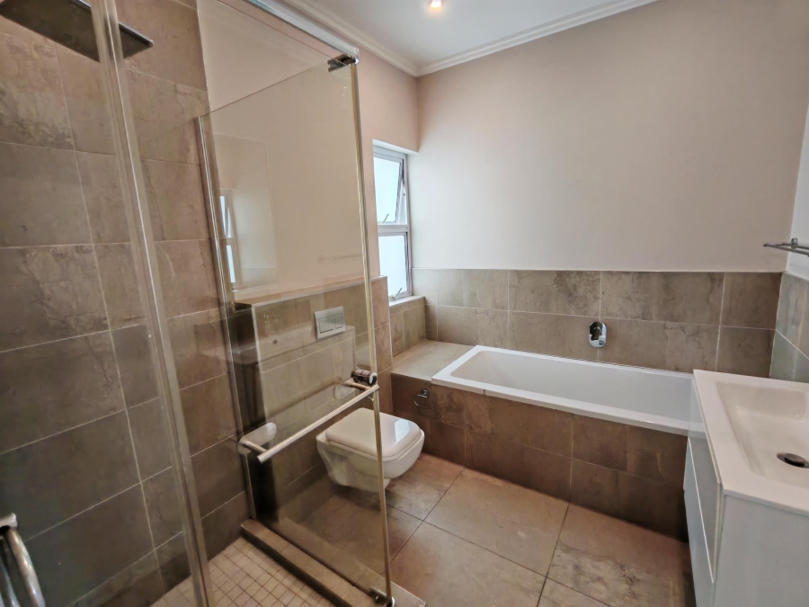 To Let 3 Bedroom Property for Rent in Sandown Gauteng