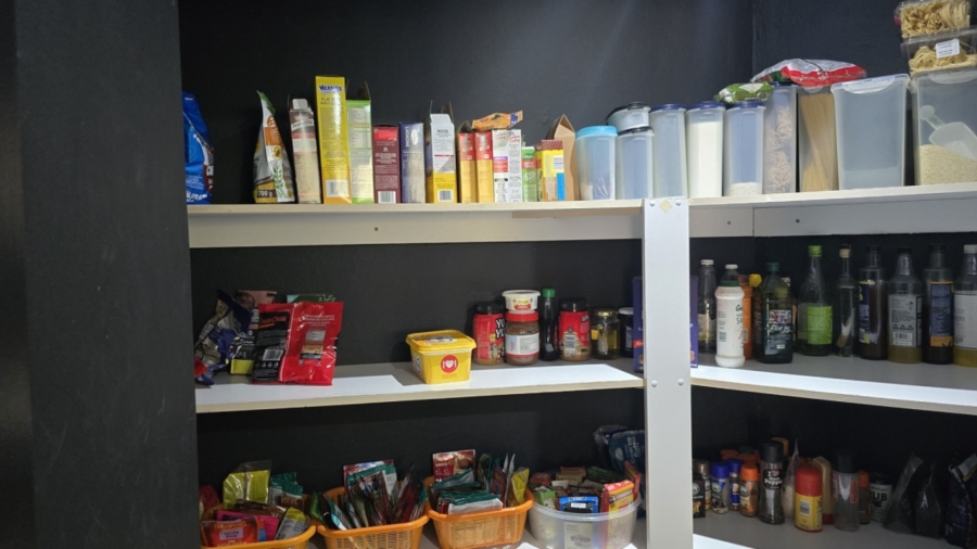 4 Bedroom Property for Sale in Waterkloof Ridge Gauteng