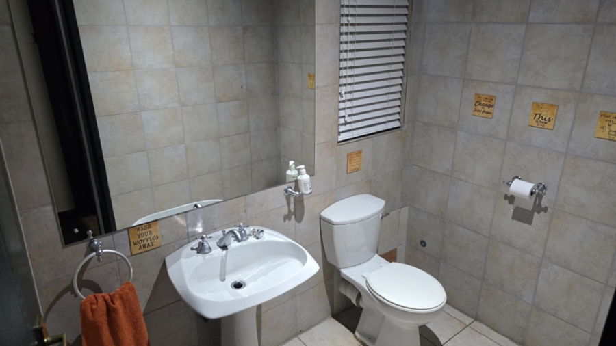 4 Bedroom Property for Sale in Waterkloof Ridge Gauteng