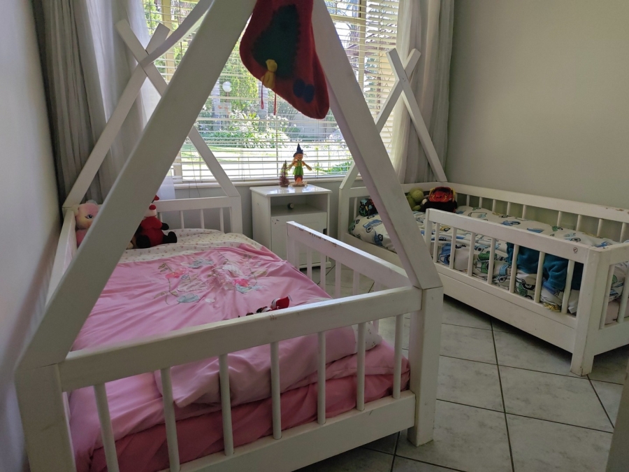 4 Bedroom Property for Sale in Brackenhurst Gauteng