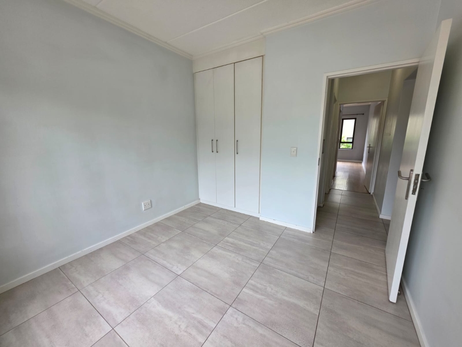 To Let 2 Bedroom Property for Rent in Lonehill Gauteng