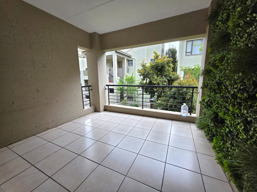 To Let 2 Bedroom Property for Rent in Lonehill Gauteng