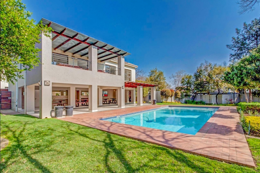 To Let 2 Bedroom Property for Rent in Lonehill Gauteng