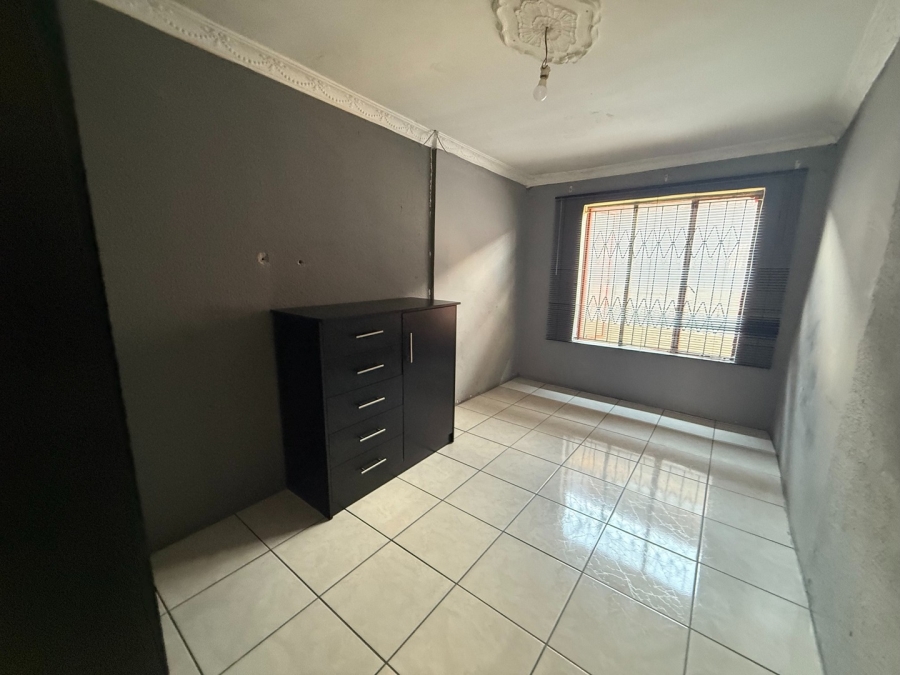 3 Bedroom Property for Sale in Alveda Park Gauteng