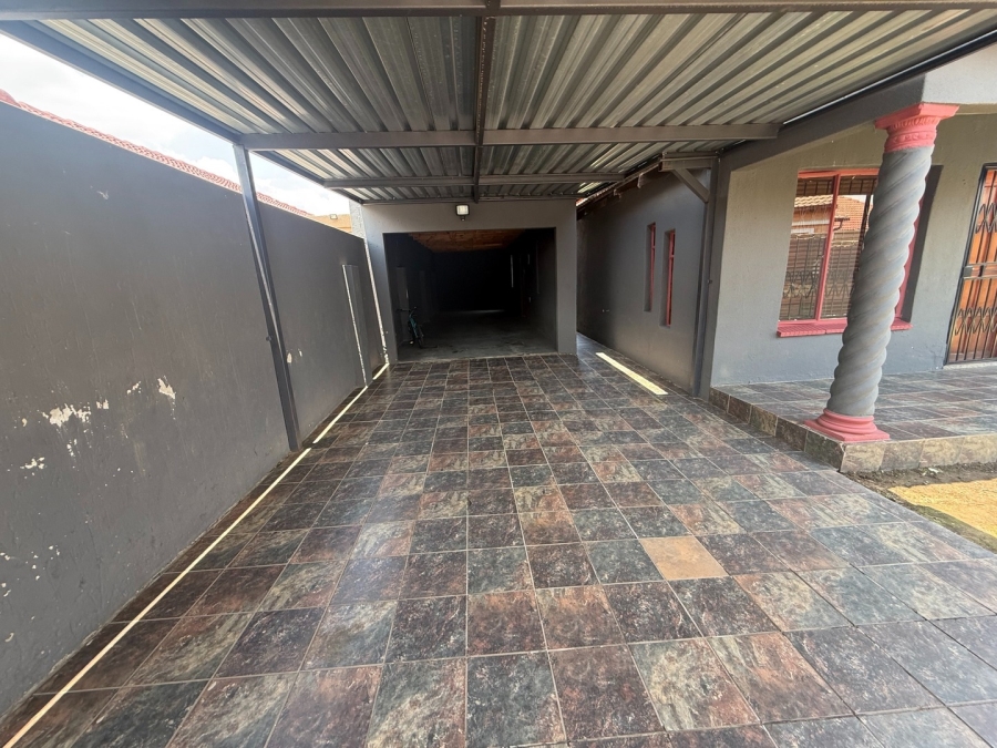 3 Bedroom Property for Sale in Alveda Park Gauteng