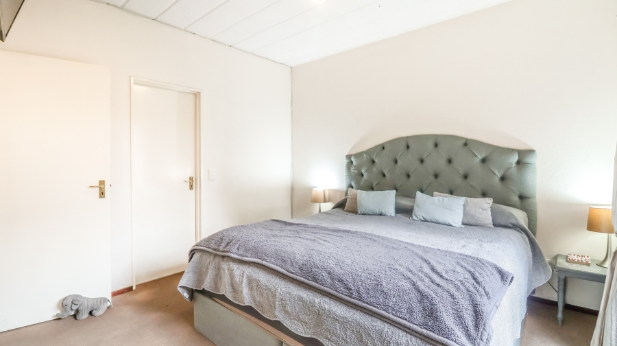 2 Bedroom Property for Sale in Douglasdale Gauteng