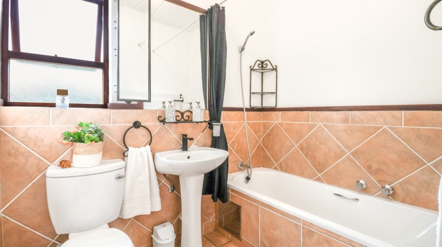 2 Bedroom Property for Sale in Douglasdale Gauteng