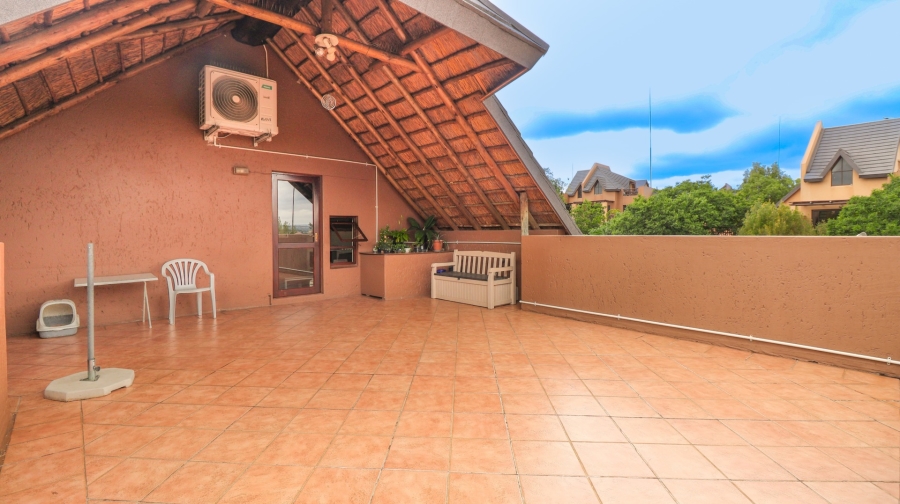 2 Bedroom Property for Sale in Douglasdale Gauteng