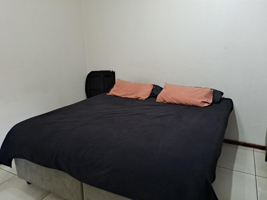 To Let 4 Bedroom Property for Rent in Denneoord Gauteng