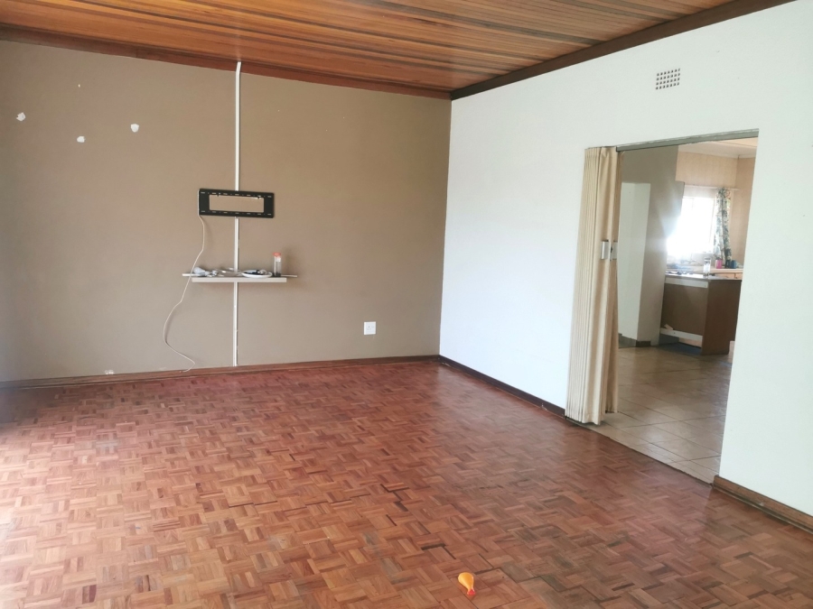 4 Bedroom Property for Sale in Elspark Gauteng