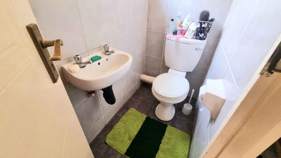 3 Bedroom Property for Sale in Sunninghill Gauteng