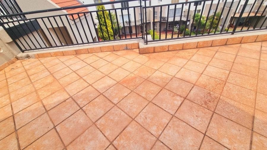 4 Bedroom Property for Sale in Halfway Gardens Gauteng