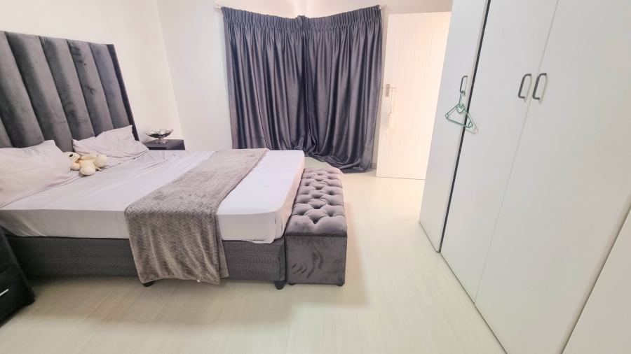 4 Bedroom Property for Sale in Halfway Gardens Gauteng