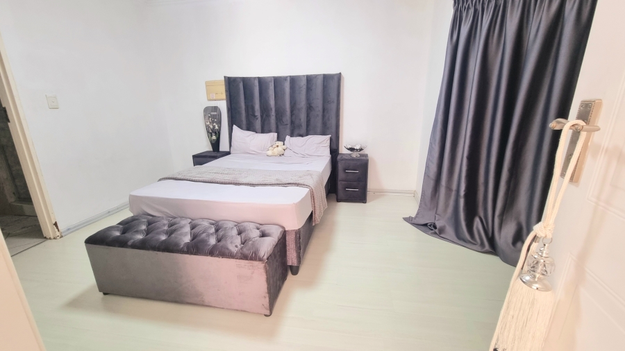 4 Bedroom Property for Sale in Halfway Gardens Gauteng