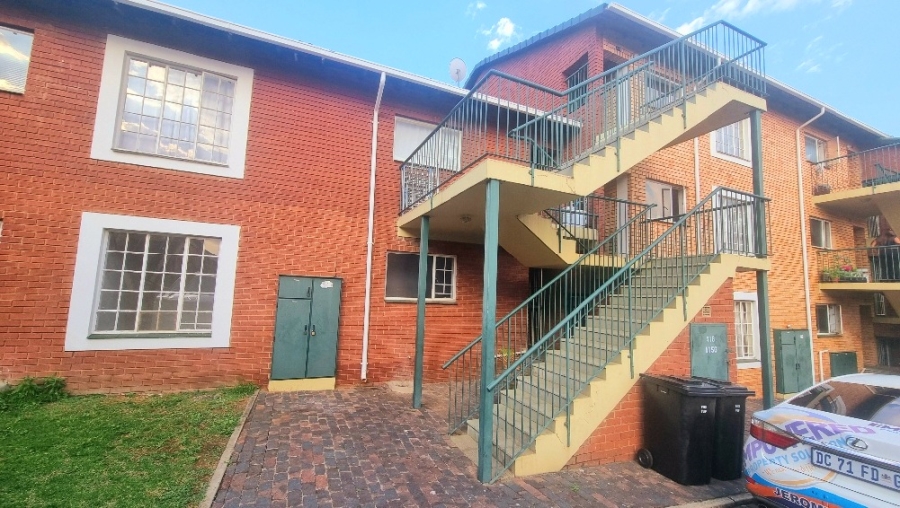To Let 2 Bedroom Property for Rent in Halfway Gardens Gauteng