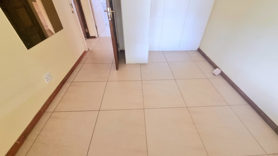 To Let 3 Bedroom Property for Rent in Noordwyk Gauteng