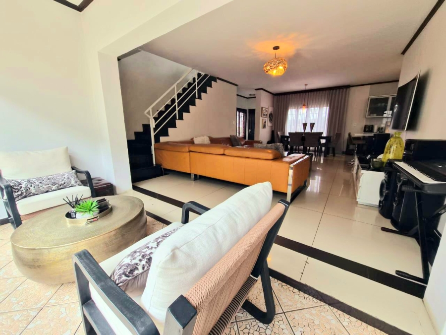 3 Bedroom Property for Sale in Erand Gardens Gauteng