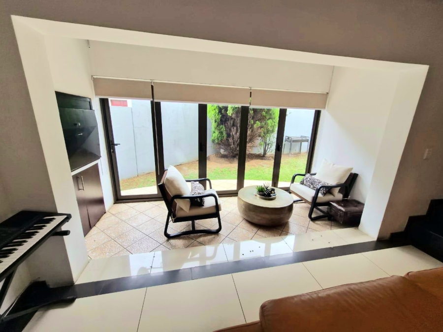 3 Bedroom Property for Sale in Erand Gardens Gauteng