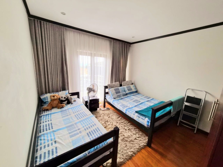 3 Bedroom Property for Sale in Erand Gardens Gauteng