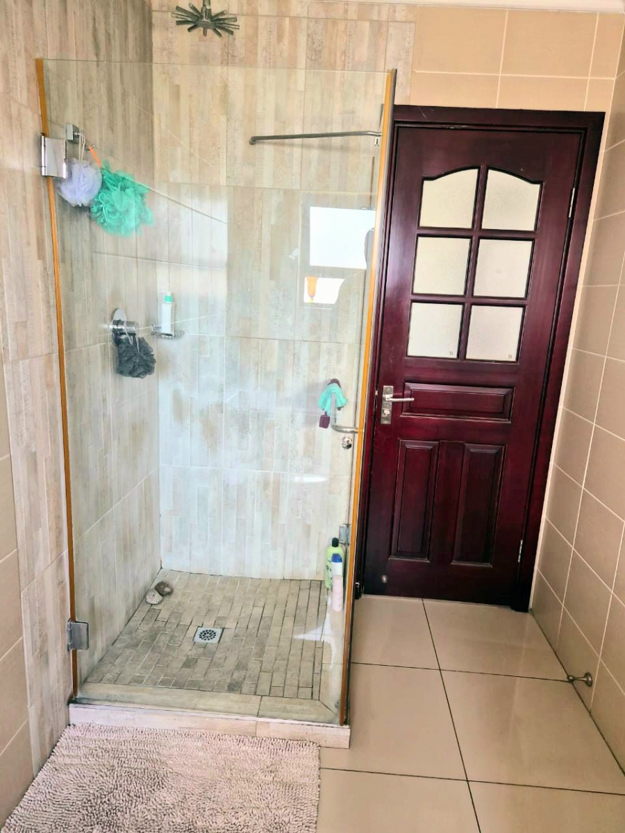 3 Bedroom Property for Sale in Erand Gardens Gauteng