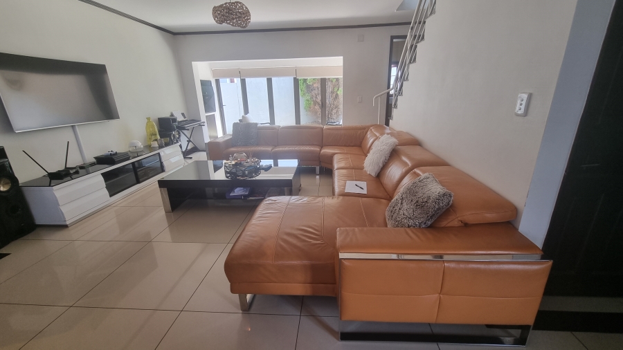 3 Bedroom Property for Sale in Erand Gardens Gauteng