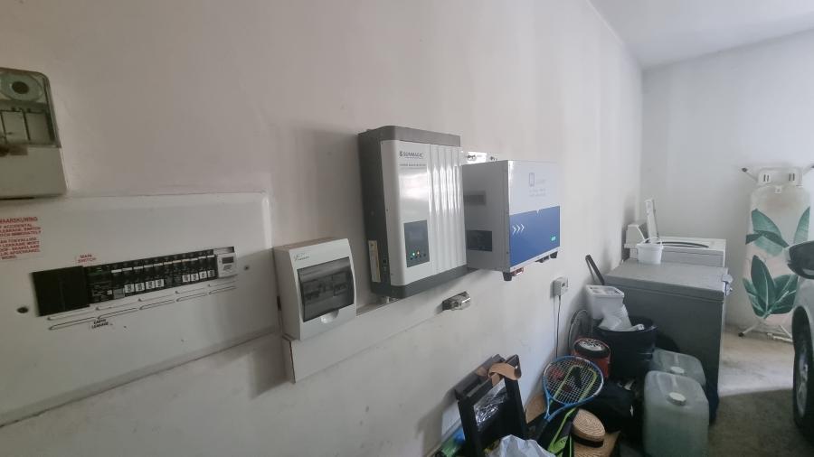 3 Bedroom Property for Sale in Erand Gardens Gauteng