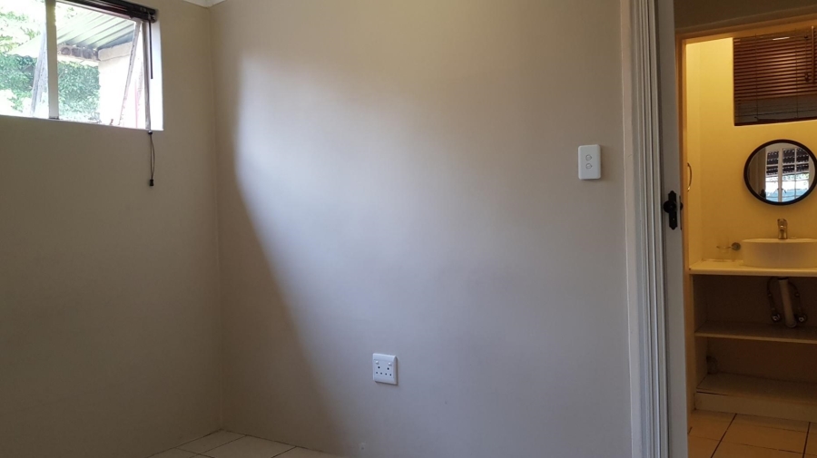 To Let 1 Bedroom Property for Rent in Bordeaux Gauteng