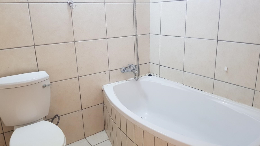 To Let 1 Bedroom Property for Rent in Bordeaux Gauteng