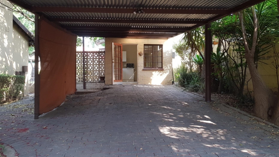 To Let 1 Bedroom Property for Rent in Bordeaux Gauteng