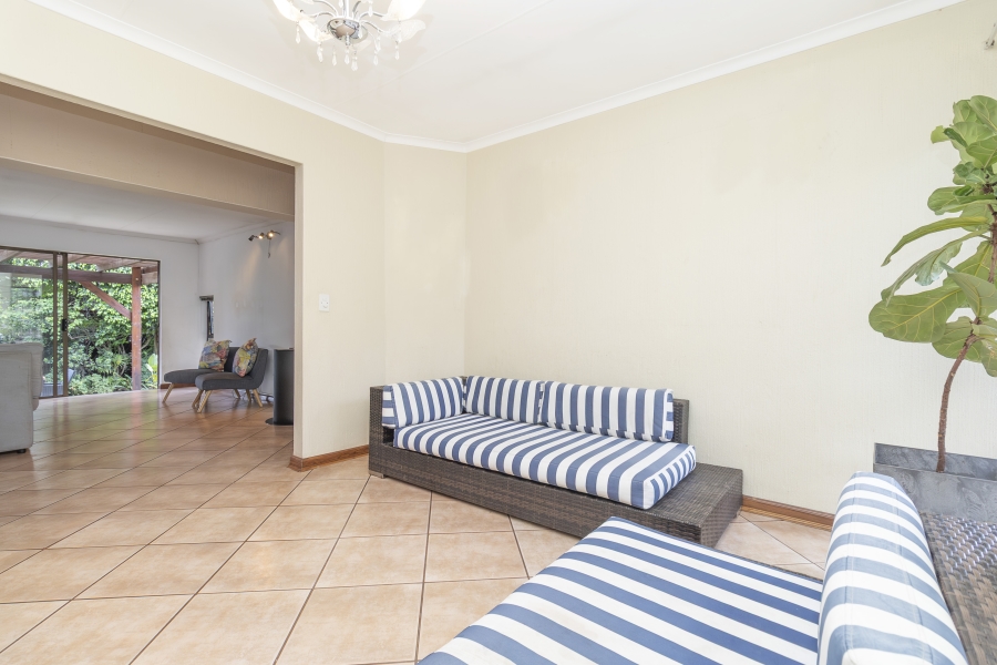 4 Bedroom Property for Sale in Hurlingham Manor Gauteng