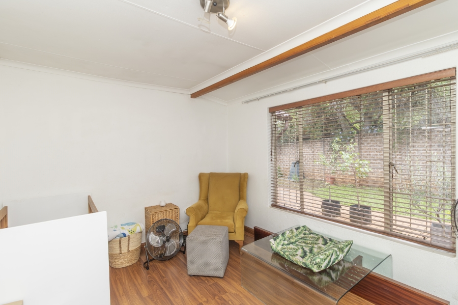 4 Bedroom Property for Sale in Hurlingham Manor Gauteng