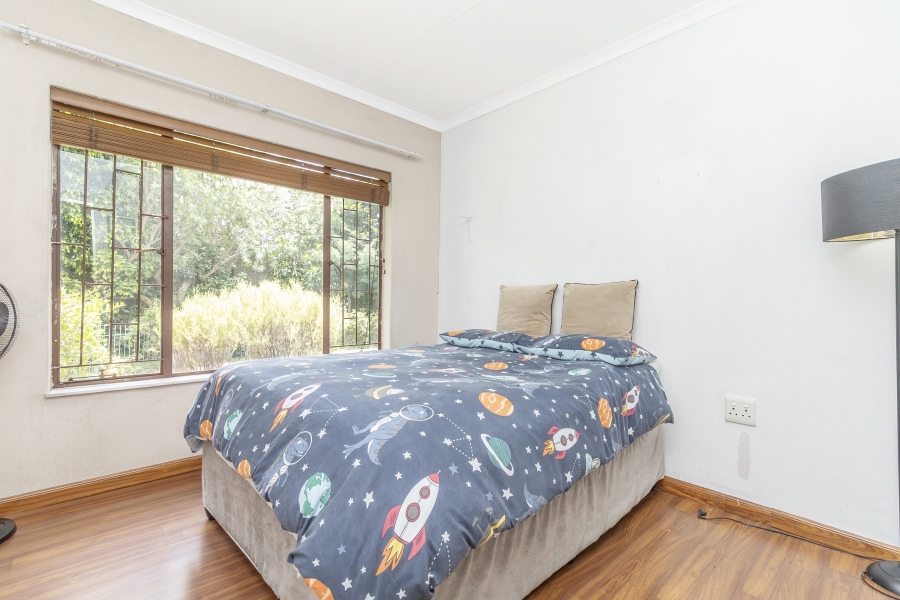 4 Bedroom Property for Sale in Hurlingham Manor Gauteng