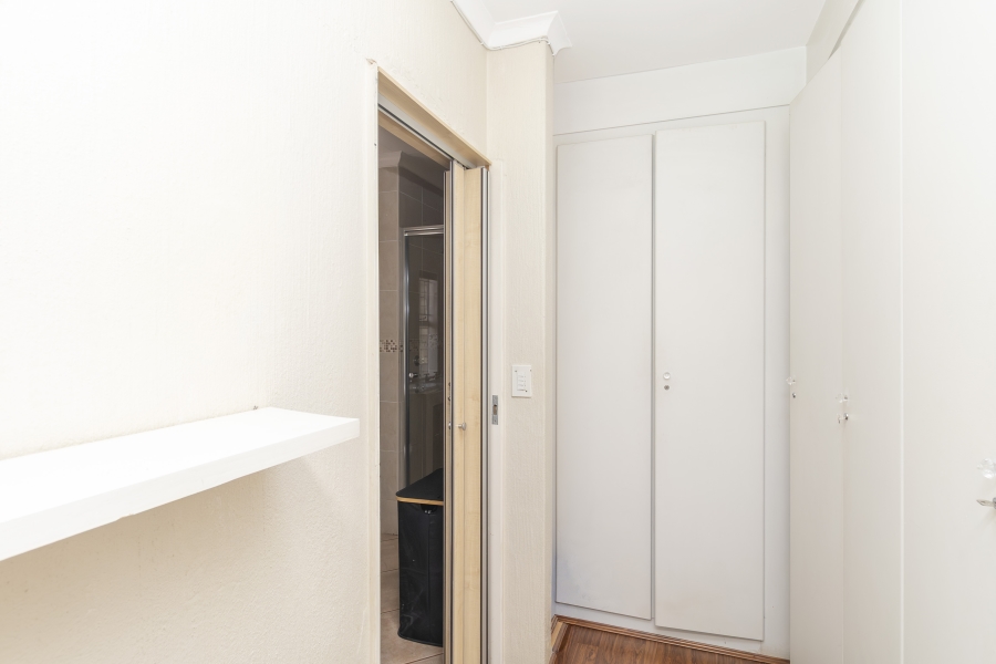 4 Bedroom Property for Sale in Hurlingham Manor Gauteng