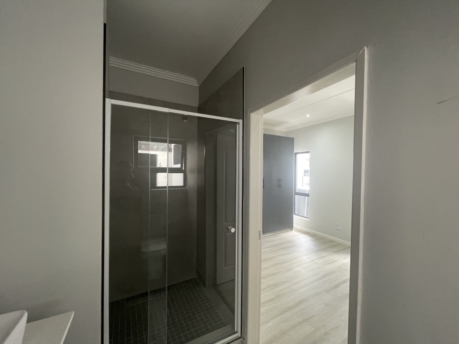 2 Bedroom Property for Sale in Bryanston Gauteng