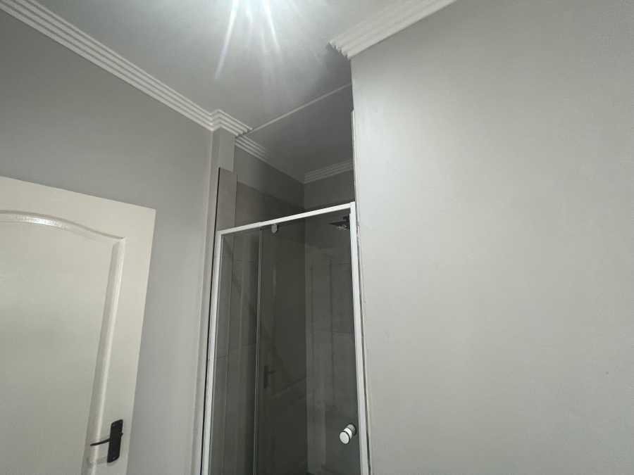 2 Bedroom Property for Sale in Bryanston Gauteng