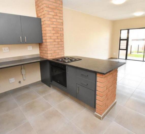 To Let 2 Bedroom Property for Rent in Vorna Valley Gauteng